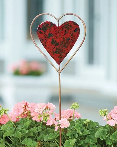 Heart Disc Stake- Red